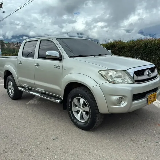 Toyota Hilux 2011 2.7 4x4