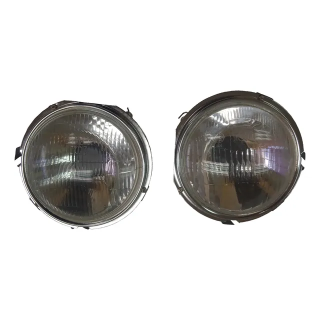 Pantalla Delantera Toyota Dina Izq/der