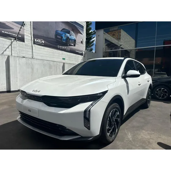 Kia K3 Cross 1.6 Zenith