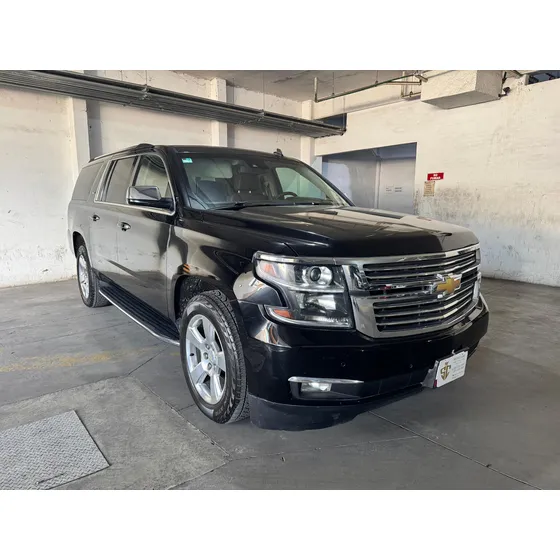 Chevrolet Suburban 5.3 Ltz V8 4wd 2da Cubo At