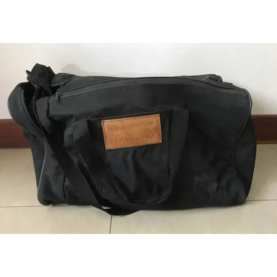 Bolso Mochila Maleta Negro 1 Compartimiento 4 Bolsillos Usad