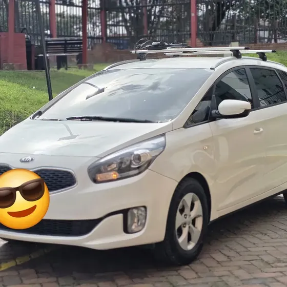 Kia Carens 2015 2.0 Suv Ex