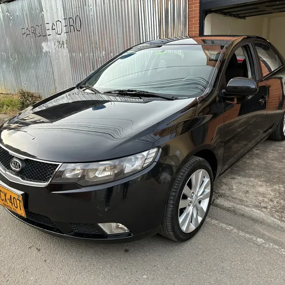 Kia Cerato Forte 2011 1.6
