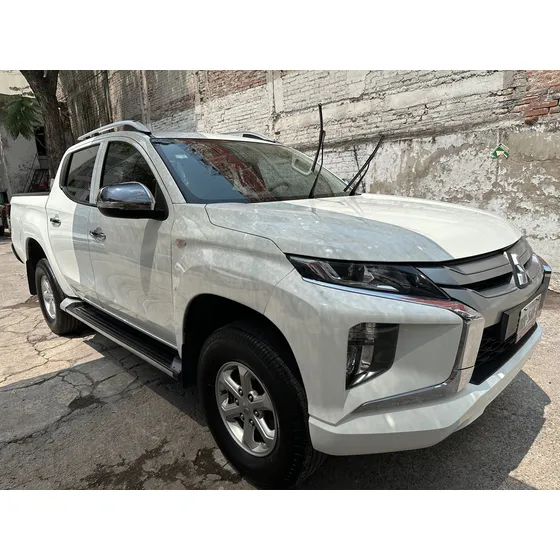 Mitsubishi L200 2.5 Di-d Cabina Doble 4x4 Mt
