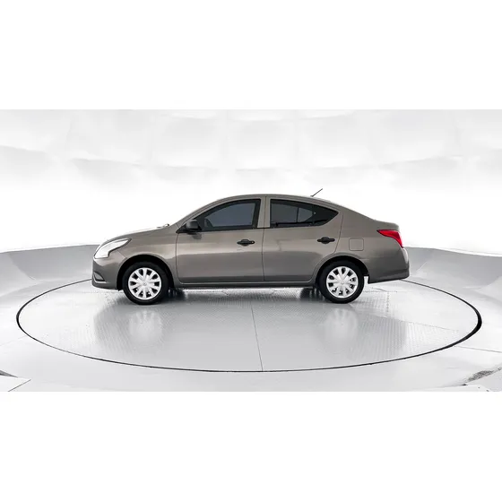 Nissan Versa Drive