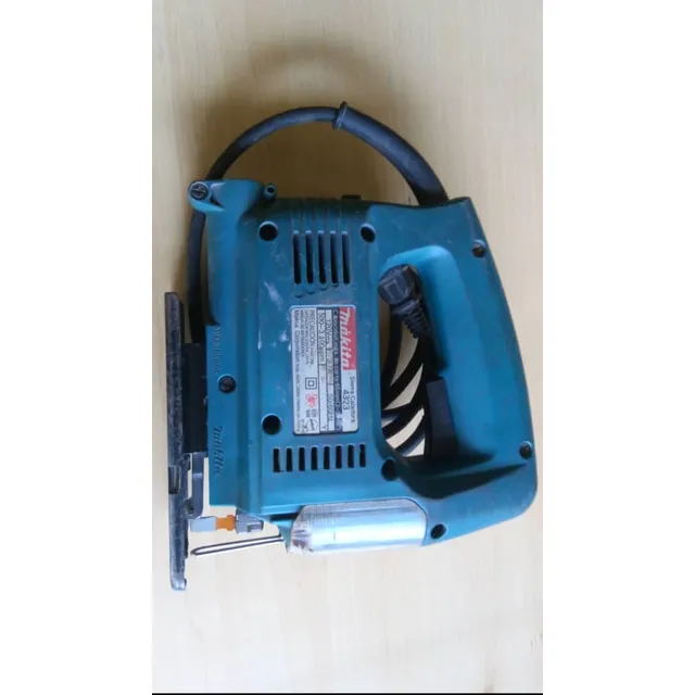 Sierra Caladora Marca Makita