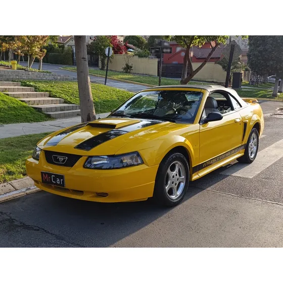 Ford Mustang 3.8