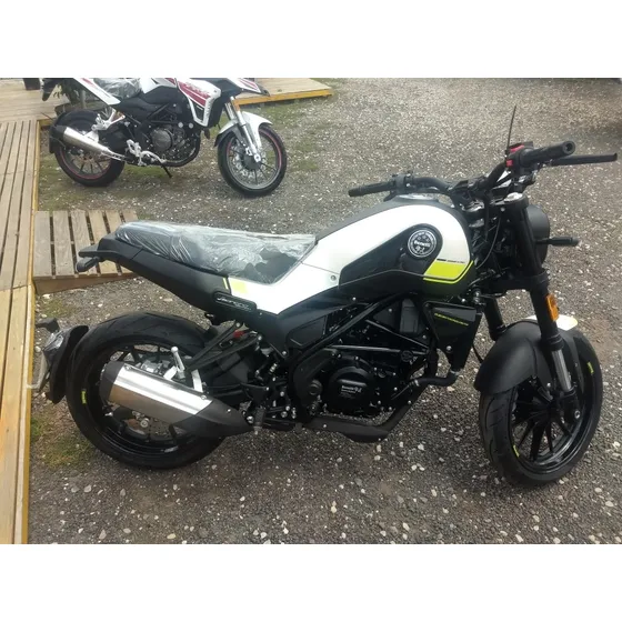 Benelli Leoncino 250 En Sbk Motos