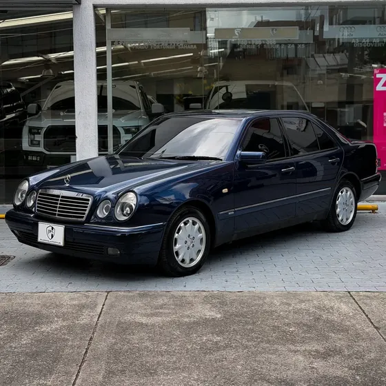 Mercedes-Benz Clase E 1999 4.3