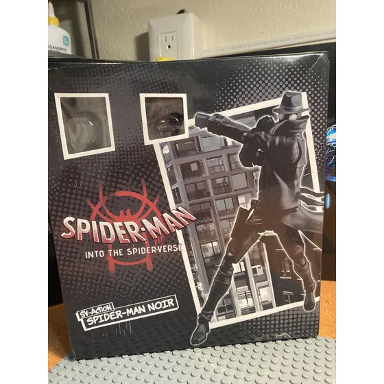 Spider-man Noir Into The Spider-verse