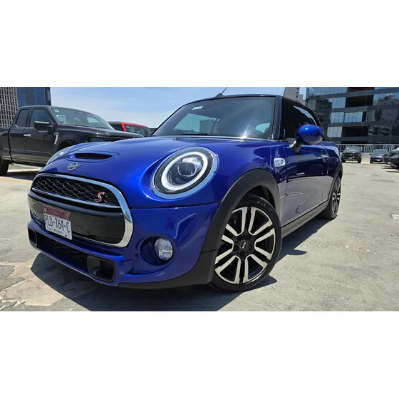 Mini Cooper 2.0 S Hot Chili Convertible At