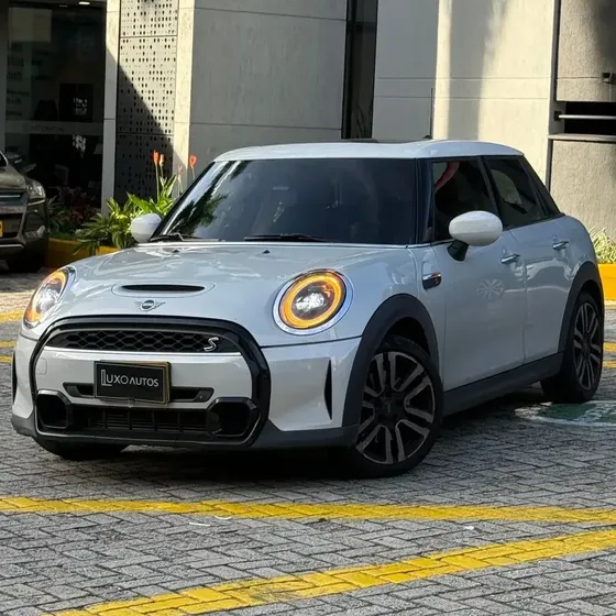 Mini Cooper 2023 F55 Lci S Iconic Tp 2000cc T Ct