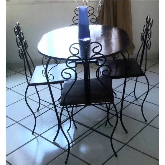 Comedor 4 Puestos En Madera Y Hierro Forjado