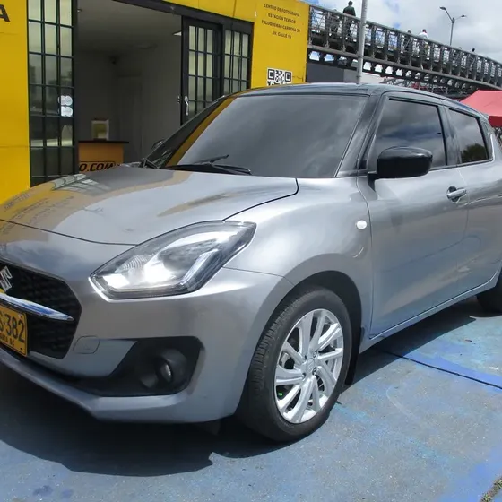 Suzuki Swift 2024 Hybrid 1250cc Mt Aa