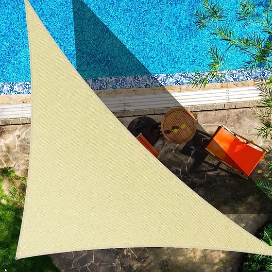 Toldo Triangular Tipo Vela Importado, 4,8x4,8x4,8 Mts. Beige