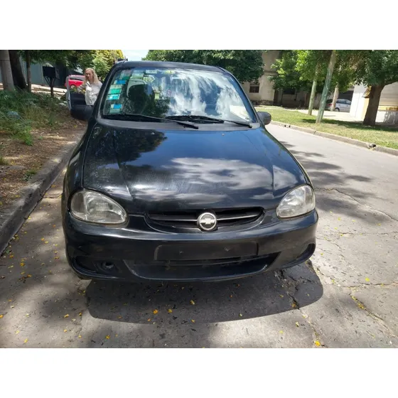 Chevrolet Corsa Classic 1.6 Gl 3p