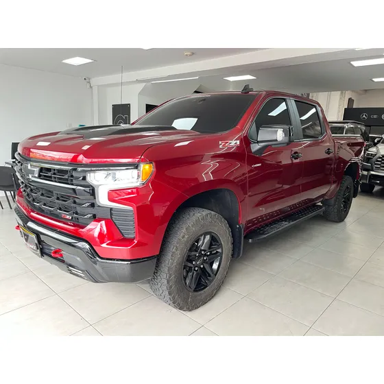 Chevrolet Silverado 5.3 Z71 4x4 At