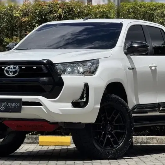 Toyota Hilux 2023 2.4 Diésel 4x4
