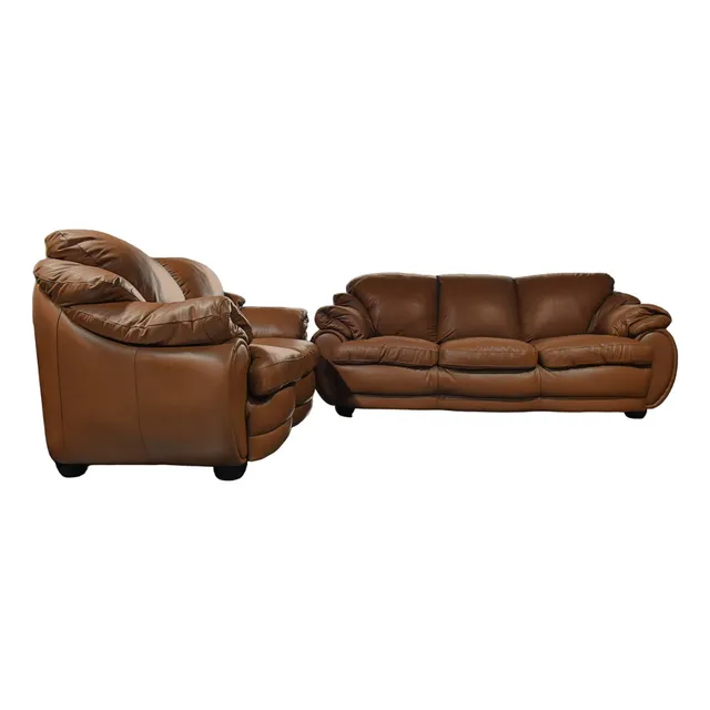 Juego De Muebles Tipo Sofá De 3+2 Puestos En Piel Importada.