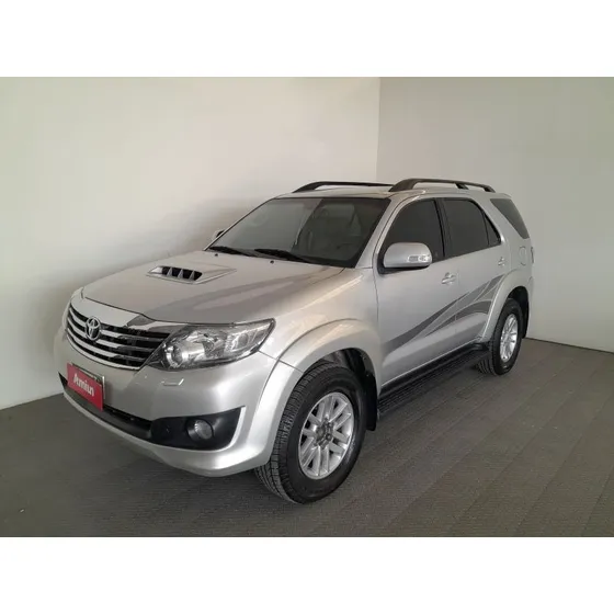 Toyota Sw4 3.0 Srv Cuero I 171cv 4x4
