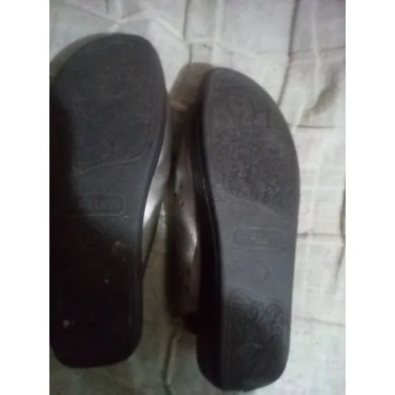 Sandalias Usadas Erreuno