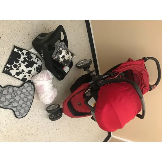 Coche Britax B-agile Con Portabebe Y Base Para Carro Ref265