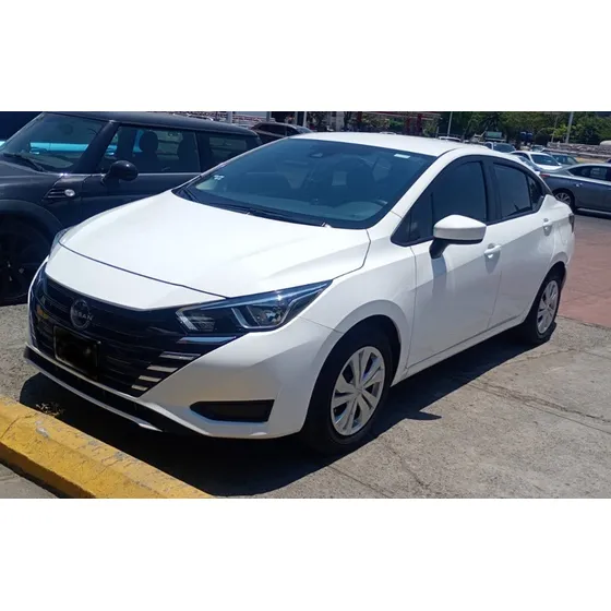Nissan Versa 1.6 Sense Cvt