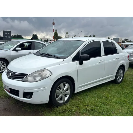 Nissan Tiida 1.8 Advance Sedan Mt