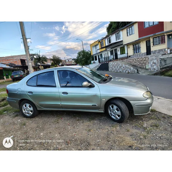 Renault Megane 1.4 Unique