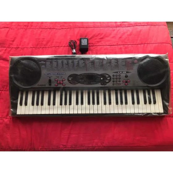 Teclado Casio L K 35 Como Nuevo Con Protector
