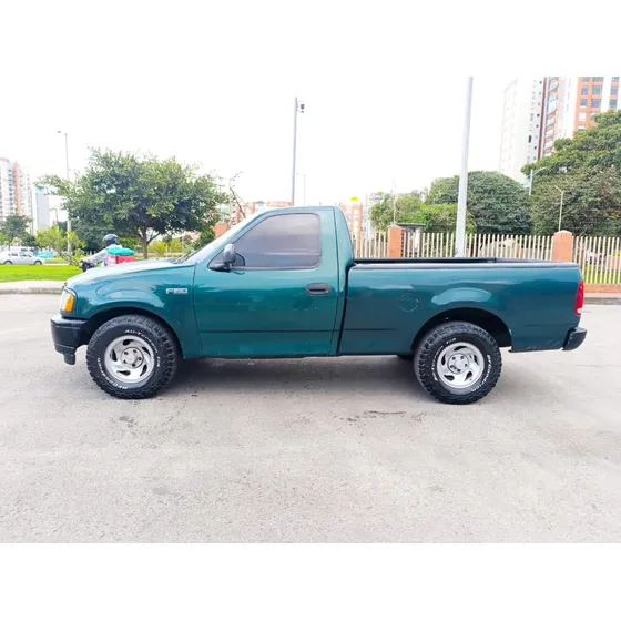 Ford F-150 4.2 Xl Style Side 4x2 Automatica