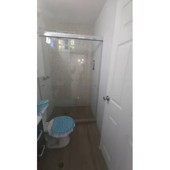 Puertas Para Duchas En Vidrio De Seguridad.