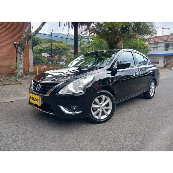 Nissan Versa 1.6 Advance