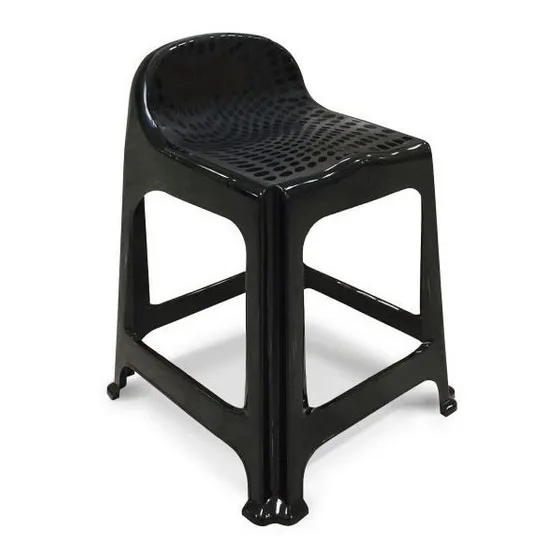 Taburete de plástico con respaldo negro 59x44x40 cm Color negro