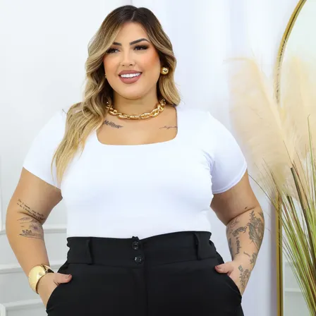 Blusa Manga Curta Feminina Plus Size Tshirt Decote Quadrado