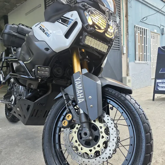Yamaha Super Tenéré Ze