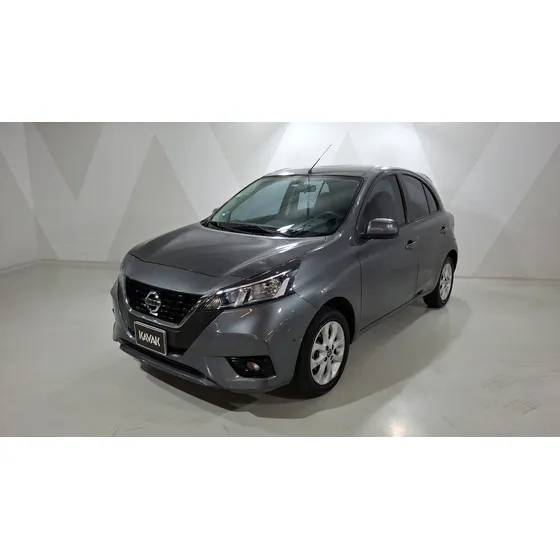 Nissan March 1.6 Advance
