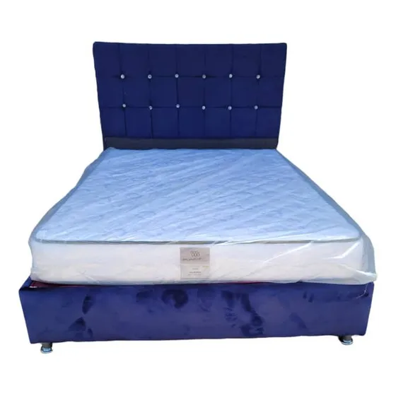 Cama Matrimonial De Madera Tapizada Con Espaldar