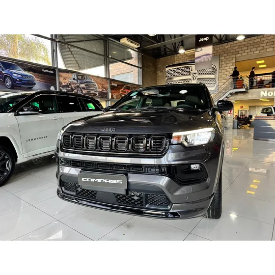 Jeep Compass 2.0 At9 Blackhawk