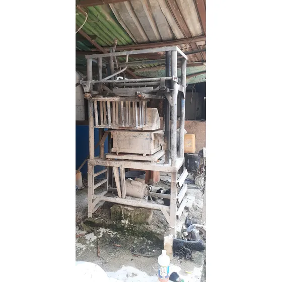 Maquina De Hacer Bloques De Concreto