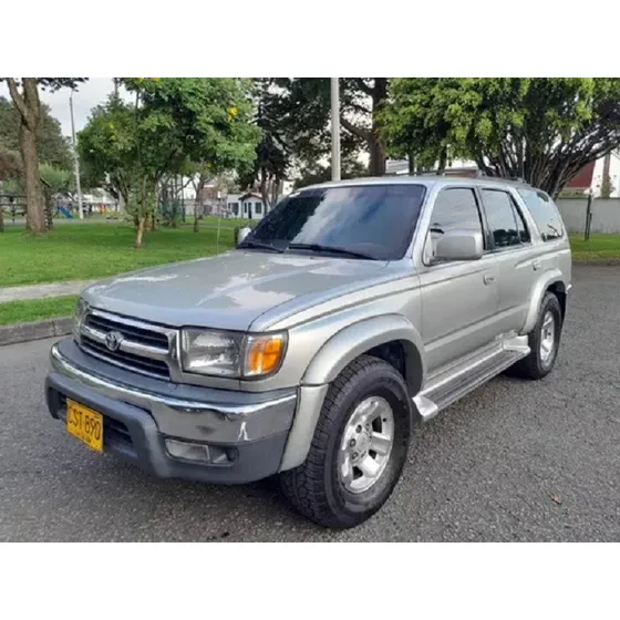 Toyota 4runner Trd Automatica 4x4 Con Cuero Blindaje 3