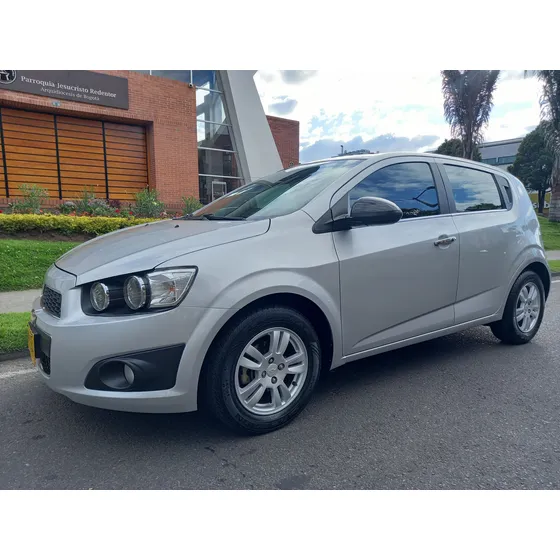 Chevrolet Sonic 1.6 Lt 5 P