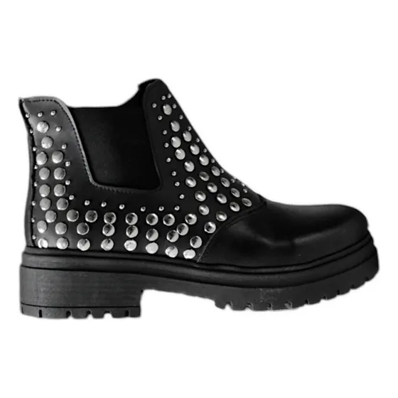 Borcego Corto Cuero Negro Con Tachas Mujer Invierno Bylola