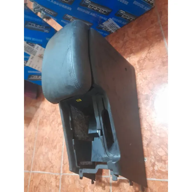 Guantera Central Chevrolet Epica 2.5 Usado Buen Estado