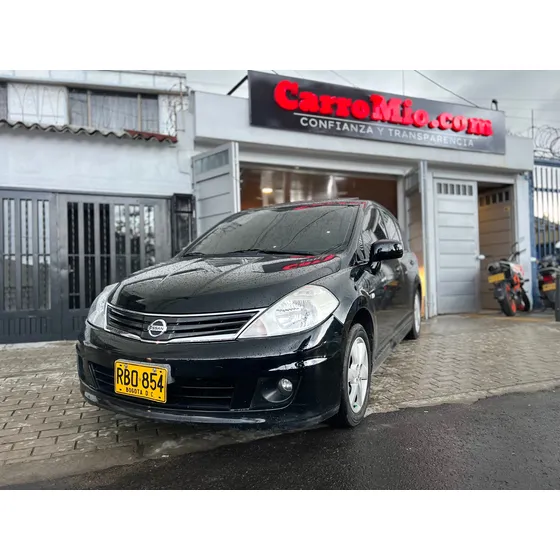 Nissan Tiida 1.8 Premium 5 P