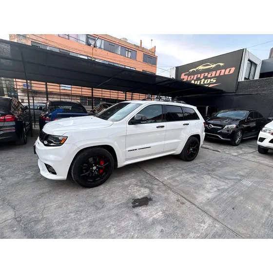 Jeep Grand Cherokee 6.4 Srt-8 At