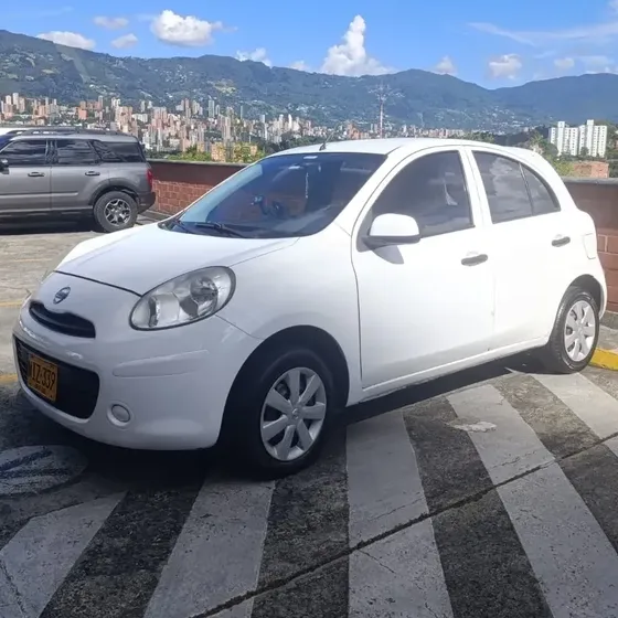Nissan March 2013 1.6 Advance