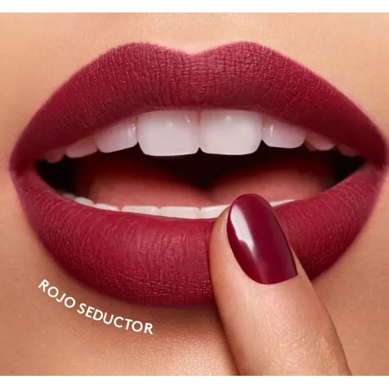 Labial Matte 24 Horas Colorfix Ésika Tono Rojo Seductor