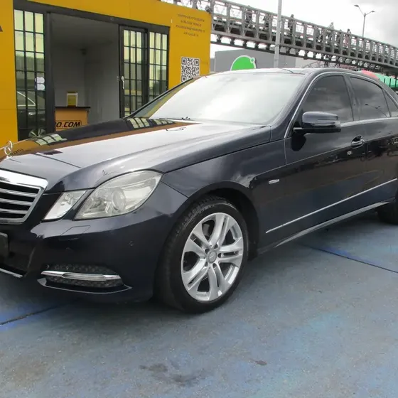 Mercedes-Benz Clase E 2012 E250 Cgi Avangarde 1800cc At Aa