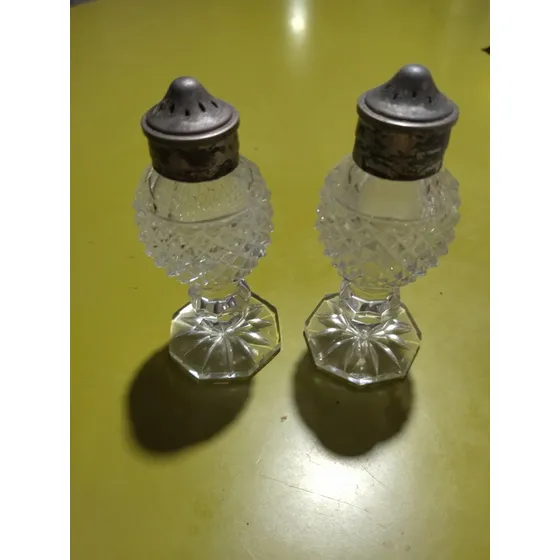 Salero Y Pimientero De Cristal Tallado